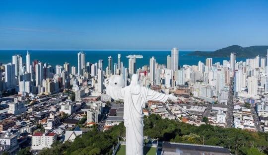 Hospedagem domiciliar 1 Aconchegante Em Bc - Aos Pes Do Cristo Luz *